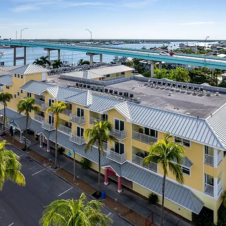 Harbour House At The Inn 302